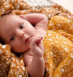 A Little Lovely Company Muslin Cloths-Muslin cloth set of 2: Blossom - ocher yellow